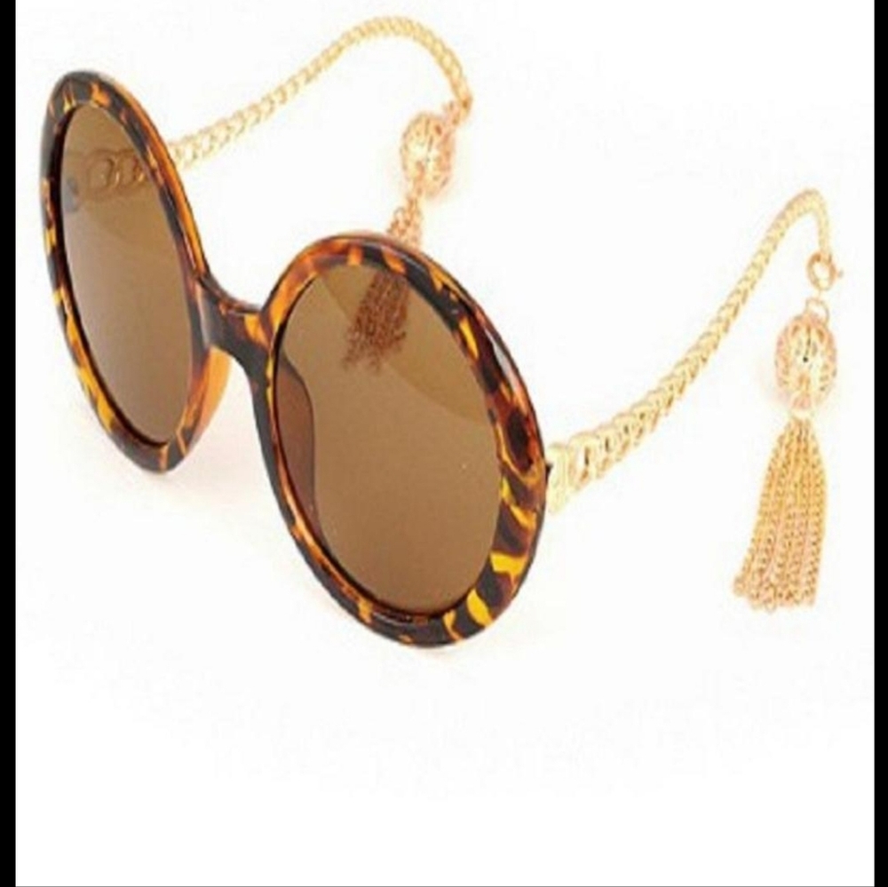 LEOPARD & TASSEL SUNGLASSES